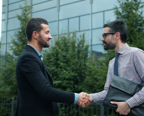 ¿Cómo traspasar con éxito una empresa familiar? 35 ¿Cómo traspasar con éxito una empresa familiar?, Transmisión de empresas España, transmisión de PYMES España