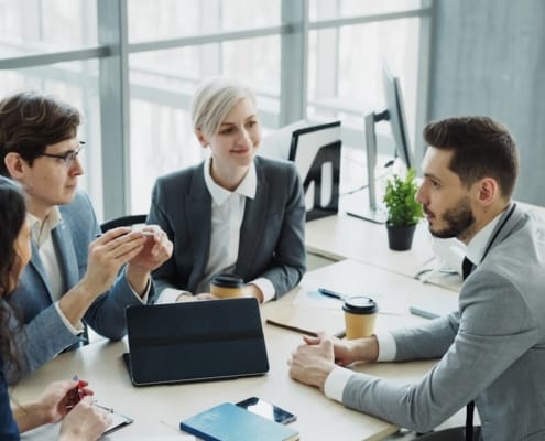 ¿Qué tipo de financiación existe en España para financiar el crecimiento exterior? 47 ¿Qué tipo de financiación existe en España para financiar el crecimiento exterior? - business - réunion dirigeants business