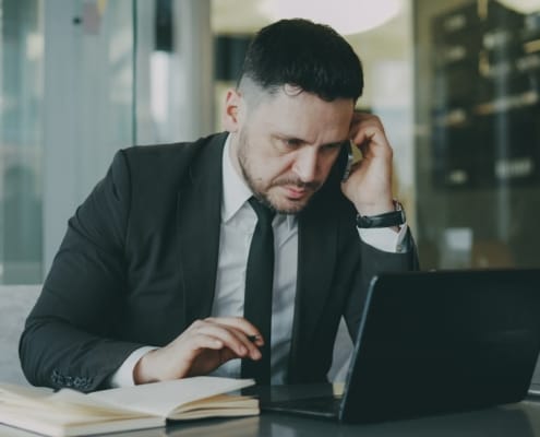 El cierre de la venta de una empresa 69 El cierre de la venta de una empresa - business - réunion dirigeants business
