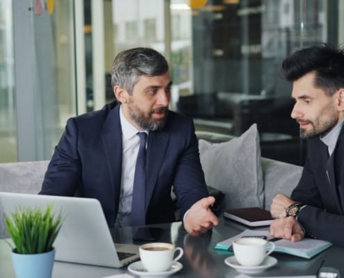 ¿Qué razones pueden impedir a un directivo vender su empresa en España? 20 ¿Qué razones pueden impedir a un directivo vender su empresa en España? - business - réunion dirigeants business